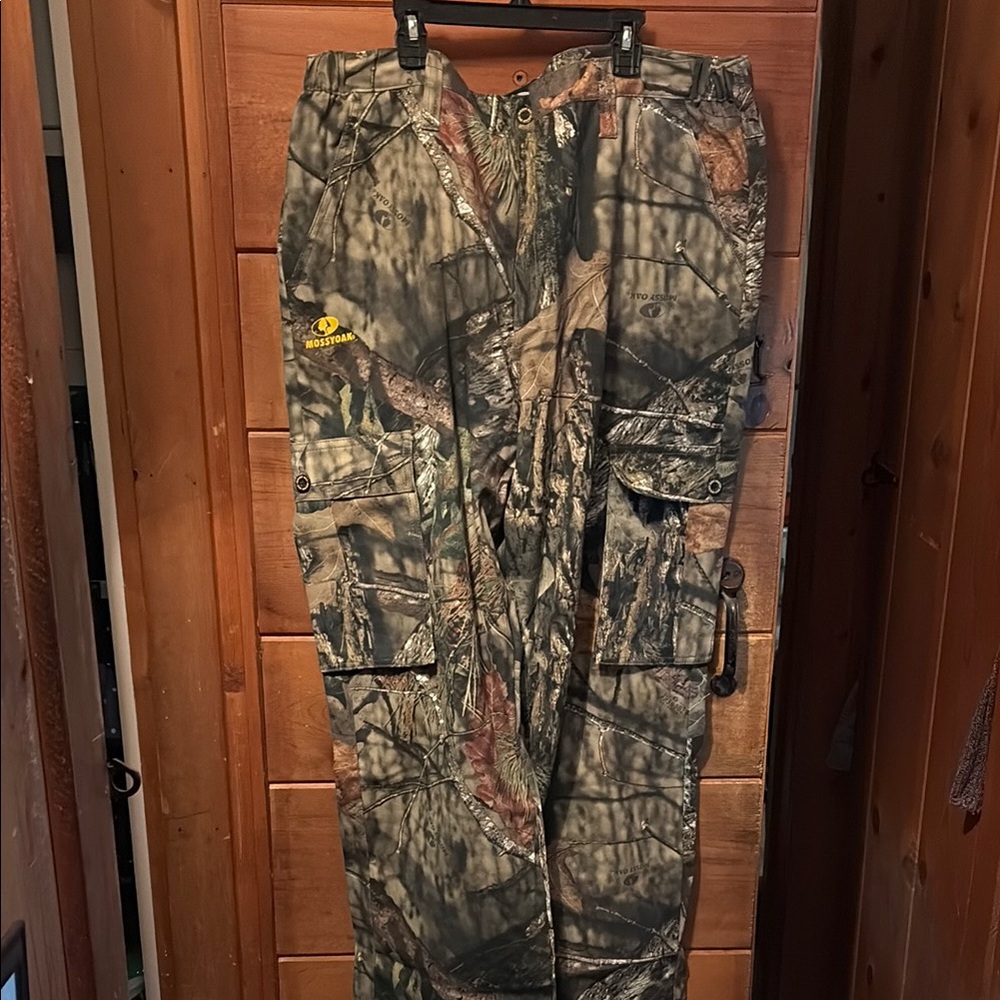 Mossy Oak Men's Camouflage Cargo Pants - Green Brown Camo